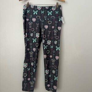 Victoria Sport bow print 7/8 leggings NWT Large